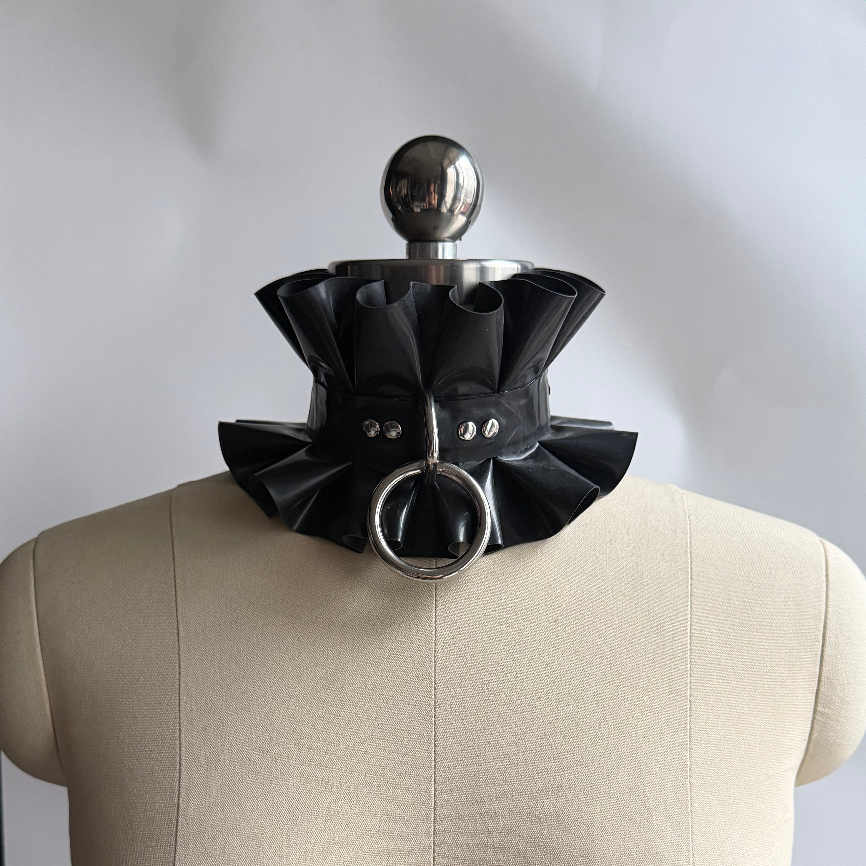 Latex Ruffle Collar with Ring - Ready to Ship