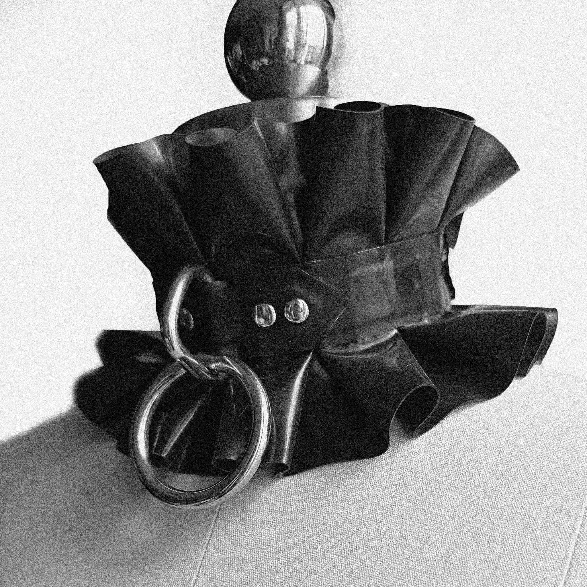 Latex Ruffle Collar with Ring