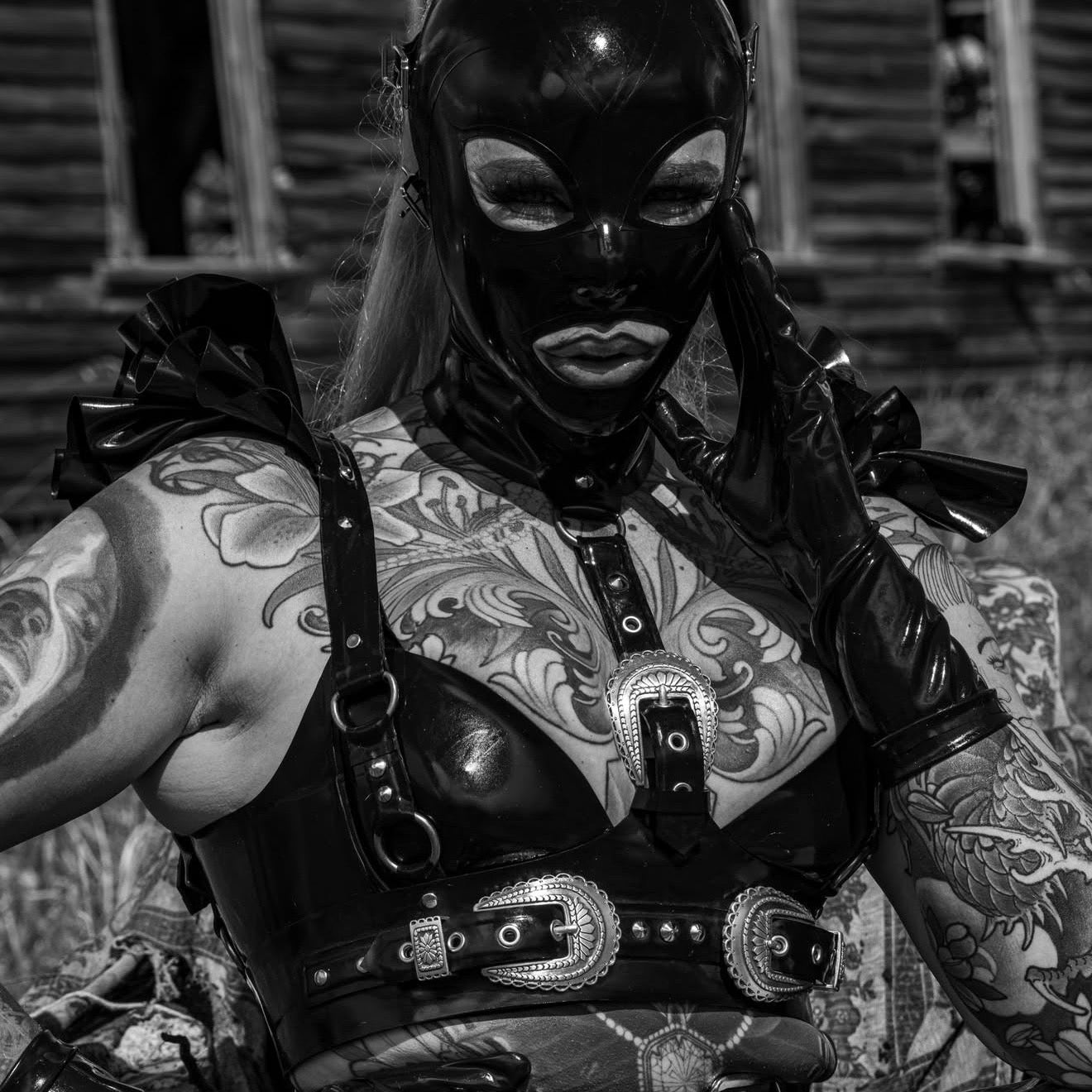 Buckle Chest Harness with Ruffle Shoulder Straps